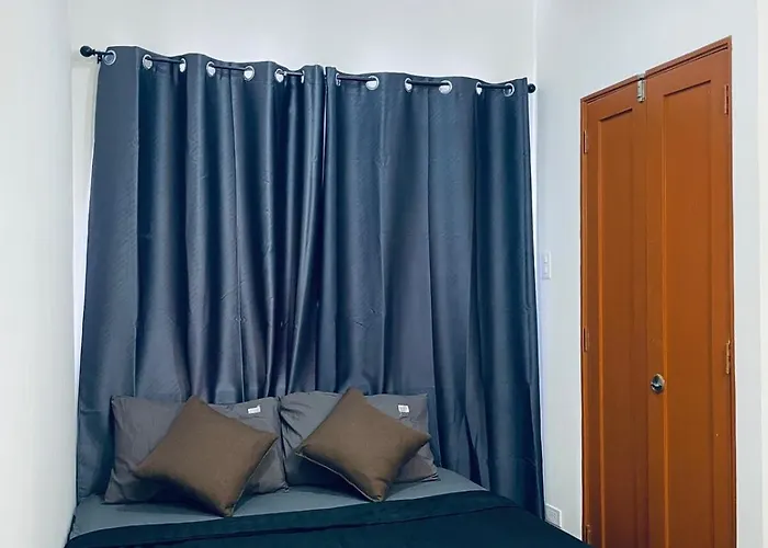 J&j Mactan Netflix, Pool & Free Parking Apartment